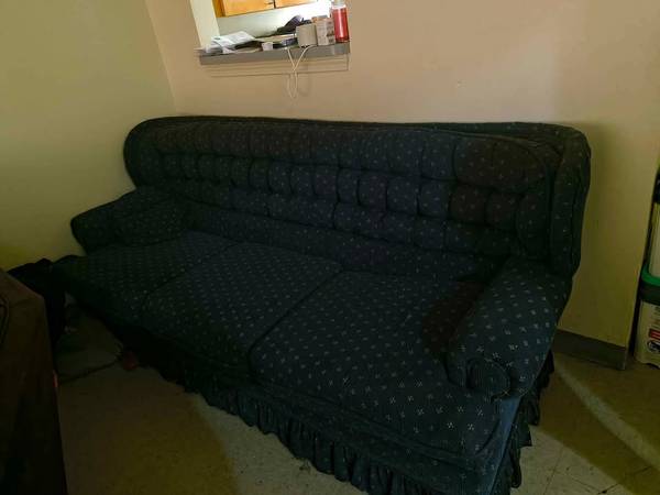 free Couch 1