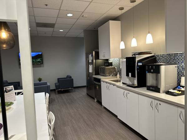 $1,259 / 144ft2 - Private office for 3 people - Ready for move-in (san jose north)63657981785345122