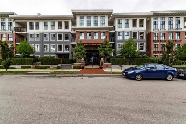 Prestigious Kingston House Two Bedrooms/Two Bath Condo 1
