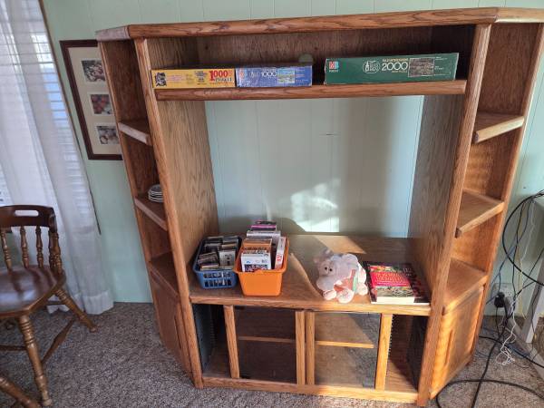 Fine wooden entertainment center 1