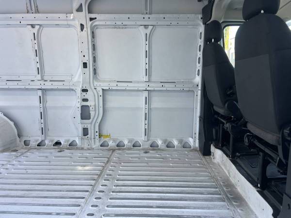 2025 RAM ProMaster 2500 High - Photo 8