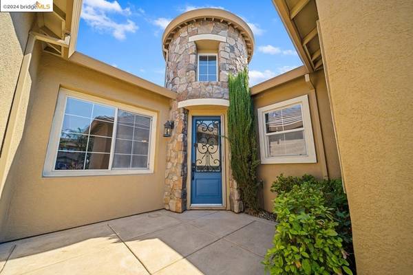$747,500 / 3br - 2794ft2 - ABIERTO el 13 de septiembre*Sábado 12-3PM***Vida Estilo Resort-Discovery Bay** (brentwood / oakley)63695840140289121