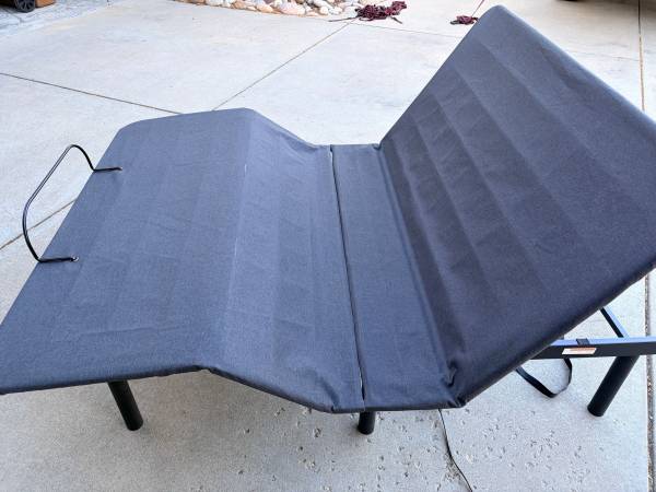 Adjustable Frame Full Size - Includes Remote 1