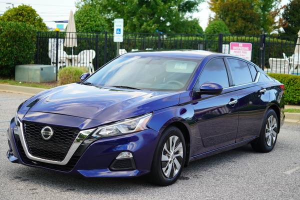2019 Nissan Altima SL SUPER CLEAN (LOW MILES) - $8,99963625105370243122
