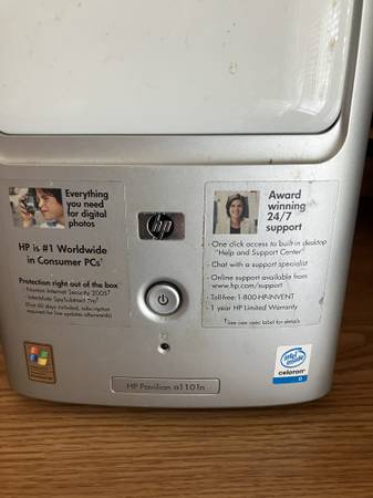 Computer tower  -HP 340 Intel, Medion monitor, and keyboard - $5 (Norristown)63471099002497122
