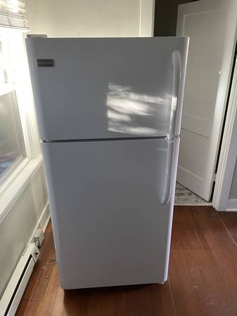 Frigidaire Fridge and Freezer 1