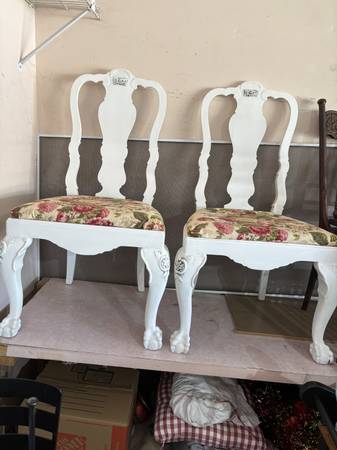 White Beautiful refurbished 18th Century Accent Chairs 1