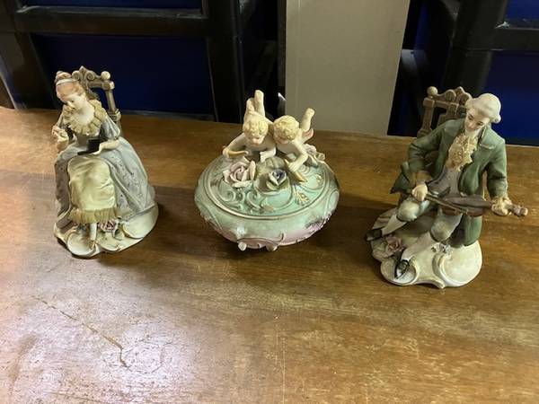 Figurines 1
