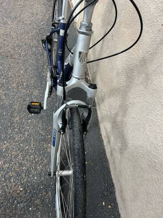 Women’s Trek Multitrack 7100 Aluminum Bicycle - $200 (Escondido)63442679790849124