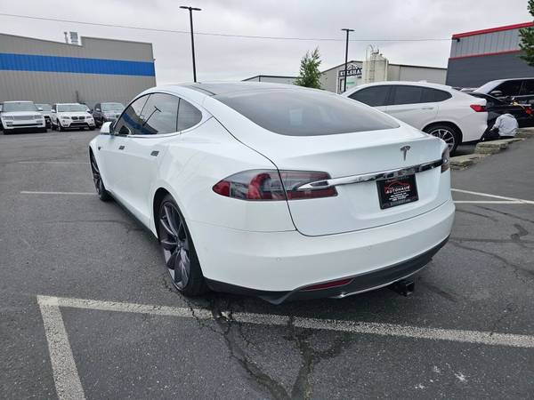 2015 Tesla Model S 70D - $19,850 (Pre-Owned Luxury)63469909810561122