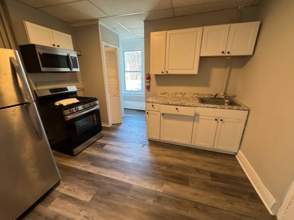 $1,700 / 1br - Apartamento de una habitación y un baño (New Brunswick)63676275164801120