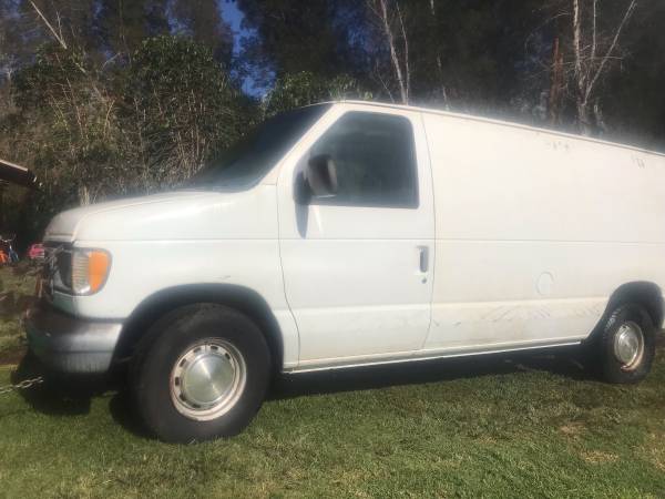 97 Ford Van E 150 1