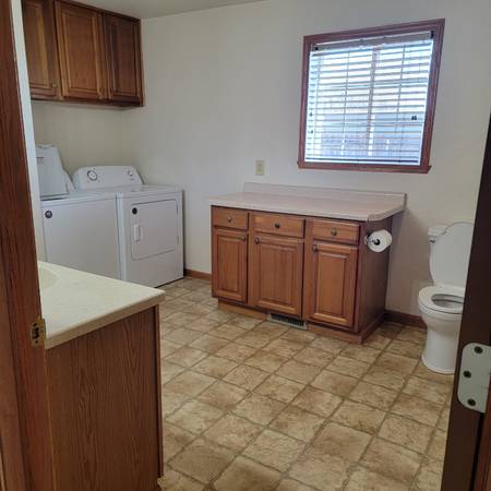 $950.00 / 2br - Tustin- Apartment 263845966042753121