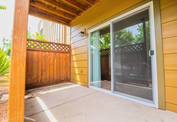 $1,695 / 2br - 2 habitaciones 2 baños Santuario para Vivir - Cerca del Distrito Comercial del Centro (West Salem)63660444356099124