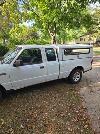 FORD Ranger bed topper 1