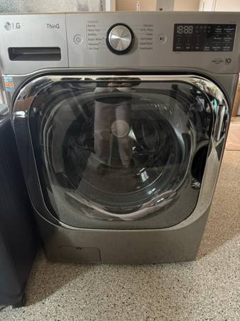 LG ThinQ Washing Machine 1