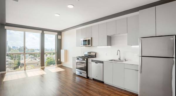 $2,455 / 1br - 619ft2 - ¡Pregúntenos sobre nuestras ofertas de mudanza! Fogata, distribución de planta abierta (norte de Oakland / Temescal)63664202955139122