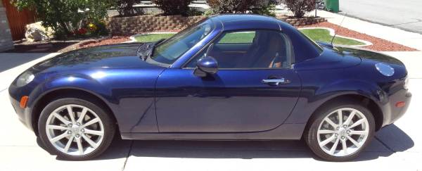 2008 Mazda Miata MX-5 Grand Touring descapotable con techo rígido - $5,295 (Galena)63619483526787121
