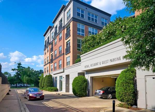 $1,966 / 1hab - 910ft2 - Garajes privados, Pisos de madera laminada, Estacionamiento subterráneo, Una visita obligada (college park, UMD)63843421156611123