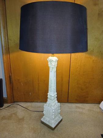 Mid Century Hollywood Regency Baroque Obelisk Lamp 1