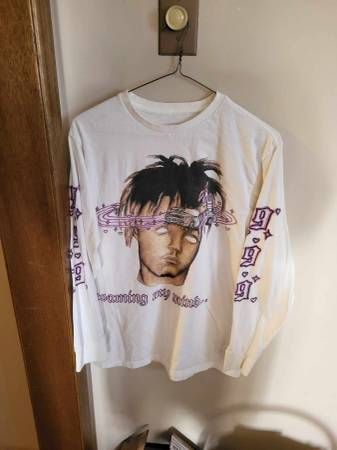 MEN'S SMALL 999 "ROAMING MY MIND" LONG SLEEVED SHIRT X2..BUY BOTH $10. 1