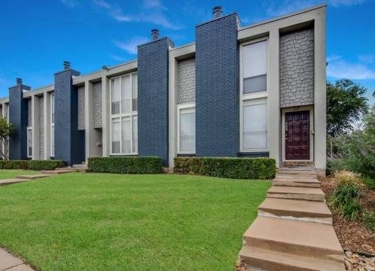 $1,135 / 1br - 804ft2 - Fitness Center, Private Balcony/Patio, Ceiling Fan (613 Clearwood Drive, Richardson, TX)63796257595137124