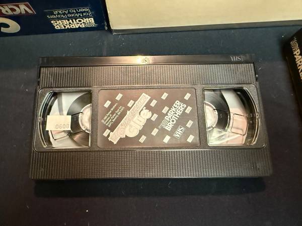 1980's  Vintage Clue VCR Mystery Game Parker Brothers VHS Game - $10 (Bellevue)63444089940865123