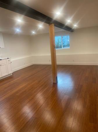 $900 / 1br - 650ft2 - 1 Bed/1 Bath Apartment for Rent - Glenview Neighborhood in Oakland, CA (Oakland)63889098422531121