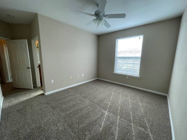 $1,799 / 3br - 1496ft2 - 3 Bedroom apt#602 Lower base price 1 month free waived A & A (Asheville)64029209384451123