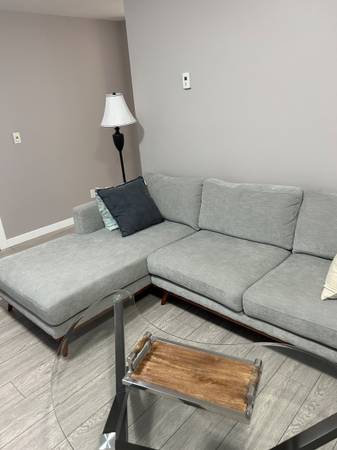 SFU a& BCIT 2 bedroom fully furnished utilities & laundry included 4