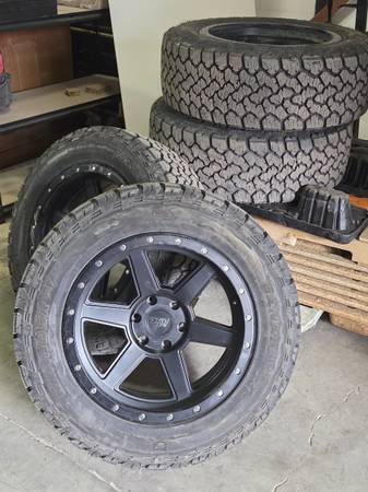 275/60/20 General Grabber Atx w/wheels 1