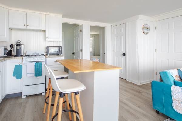 $2000.00 / 2br - 500ft2 - 14 Atlantic Avenue Unit 463931659865475124