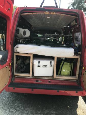 Furgoneta camper Ford Transit Connect 2010 - $4.000 (Seattle)63623441858305123