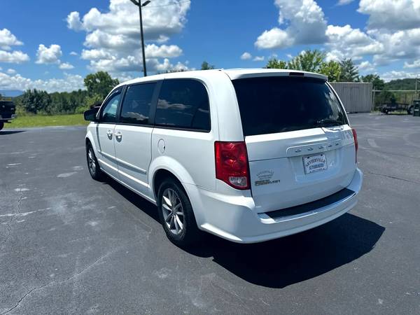 2017 DODGE GRAND CARAVAN SE - $6,900 (Sevierville)63625083147907124