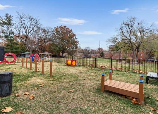 $1,160 / 2br - 800ft2 - Large Windows, Situated in St. Louis!, 2 bedroom (5927 Suson Pl, St. Louis, MO)63924427052418122