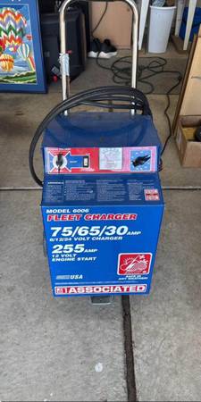 Working Battery Charger and Engine Start. 1