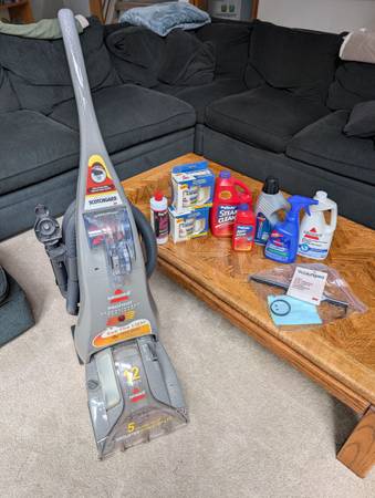 Bissell ProHeat Steam Cleaner 1