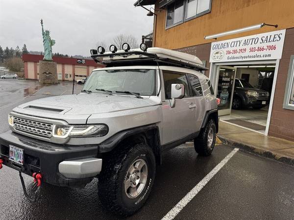 2008 Toyota FJ Cruiser 4x4 4WD SPORT SUV - $22,995 (Golden City Auto Sales LLC)63623493574145122