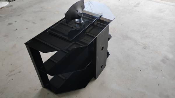 GLASS CORNER TV TABLE 1