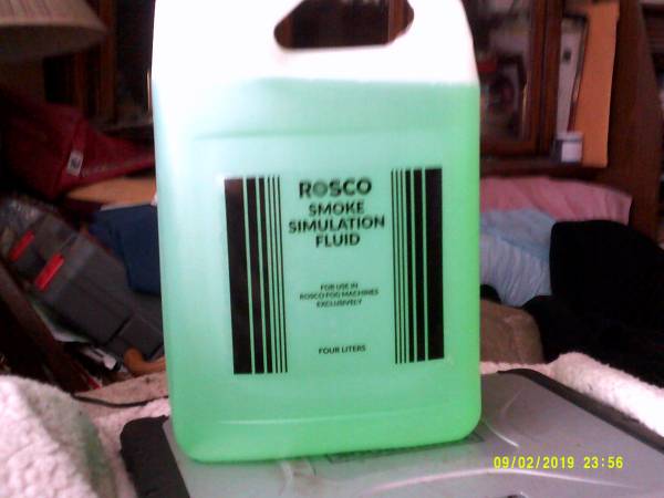 ROSCOE SMOKE SIMULATING FLUID--1 GALLON 1