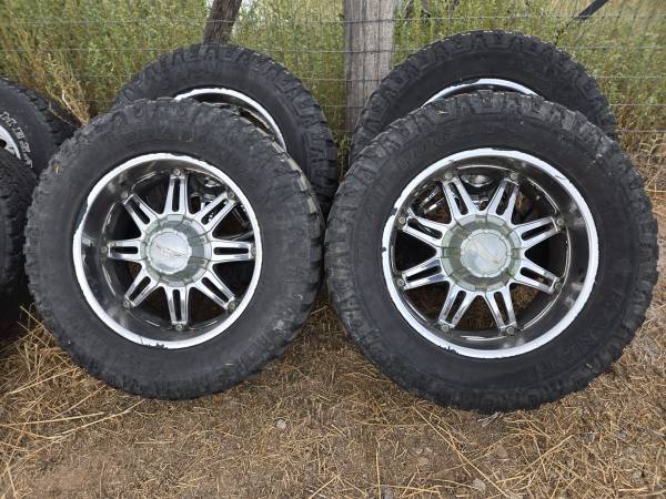 Eagle 20x9 wheels with tires 1
