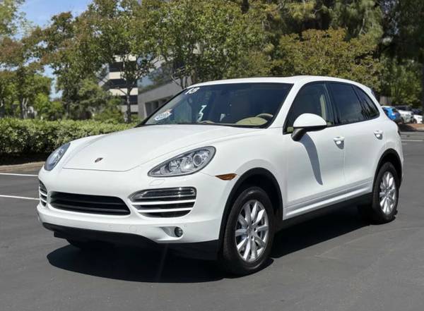 2013 PORSCHE CAYENNE, AWD, VEHÍCULO DE UN SOLO DUEÑO CARFAX, NAVEGACIÓN, CÁMARA DE REVERSA - $12,995 (Sacramento)63619458528641122