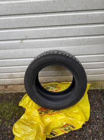 Hankook Winter IPike Studded Tires, 235/55/R17 1