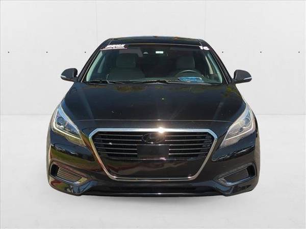 2016 Hyundai Sonata Hybrid Electric Limited Sedan - $10,480 (AutoNation Volkswagen Carlsbad)63470063058435121