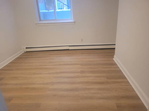 $2,590 / 2br - Brighton 2 Bed/1 Bath | Heat & Hot Water Included | Near Chiswick Rd. (Brighton)63614216389635121