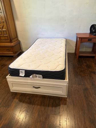 Single Twin Bed 1