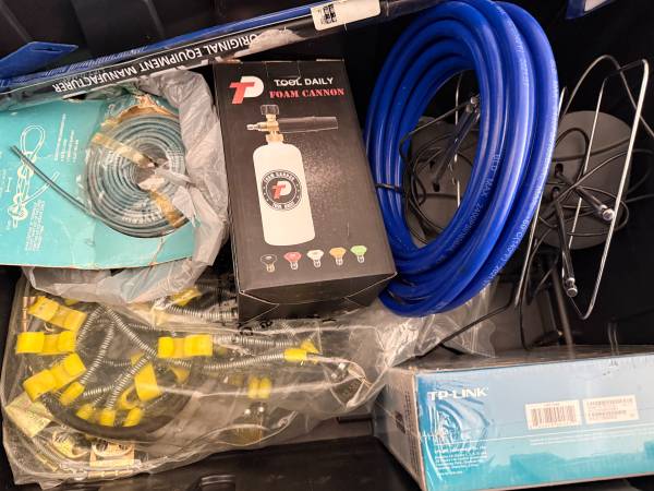 💥 NEW Electronics & Hardware Bundle – Modem, Antennas, Snow Chains, F 1