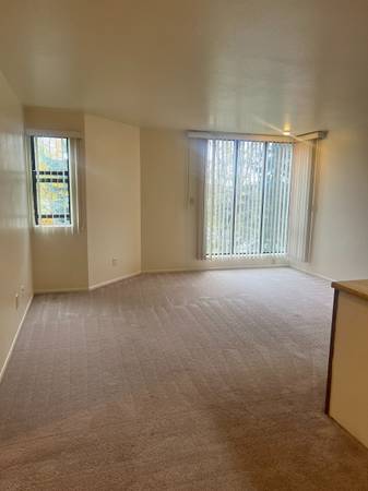 $1,450 / 1br - 780ft2 - A picture is worth a thousand words! Check this 1 bed 1 bath out! (Anchorage - Midtown)64014170605698122