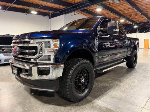 2022 Ford F-350 Super Duty Diesel 4x4 4WD F350 Truck Lariat  4dr Crew 1
