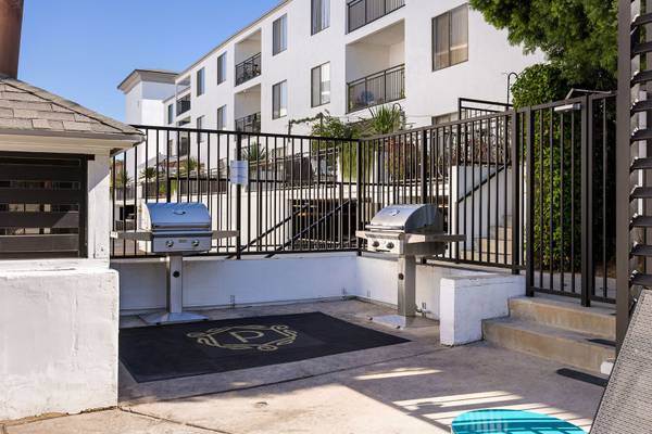 $2,600 / 2br - 945ft2 - Modern 2B/2B Apartments with Walk-in Closets and Central AC (21031 Parthenia St, Canoga Park, CA)63840114922241122